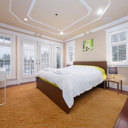 Oakridge Luxury Homestay فانكوفر المظهر الخارجي الصورة